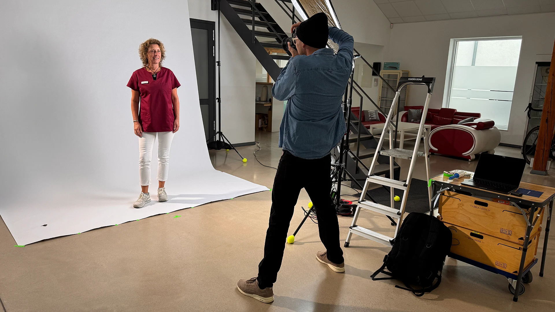 Praxis van Meegern — Behind the Scenes
